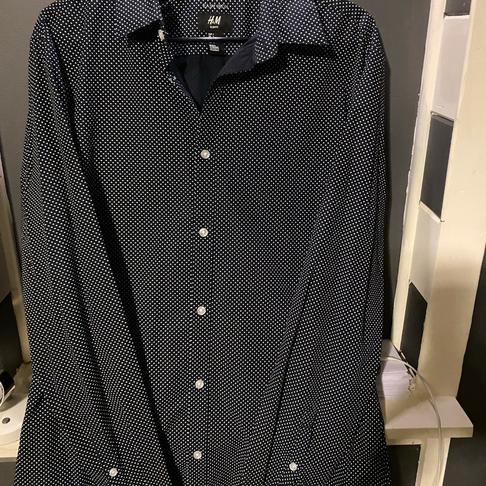 Men’s dress shirt